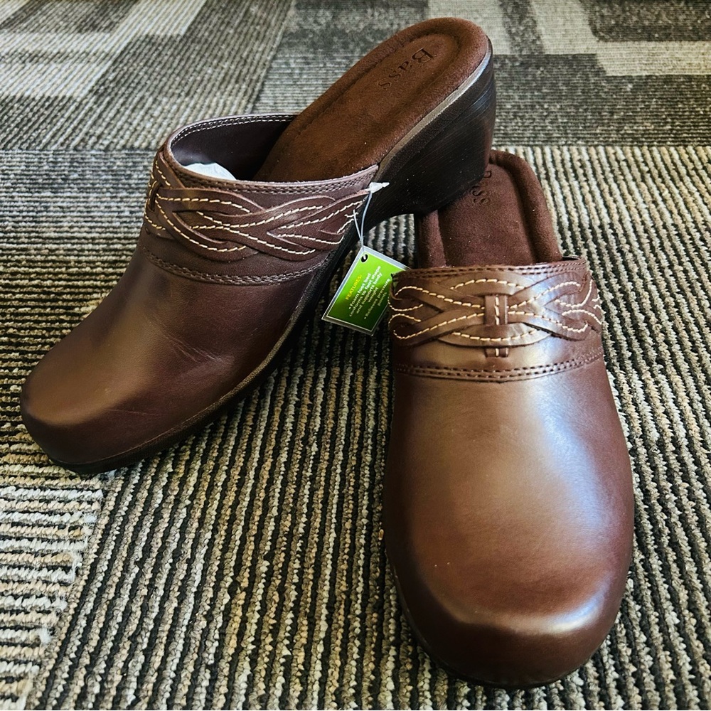NEW IN BOX GH Bass Brown Leather Braid Cushion Step Boston Mules Clogs, size 9 M - Picture 1 of 13
